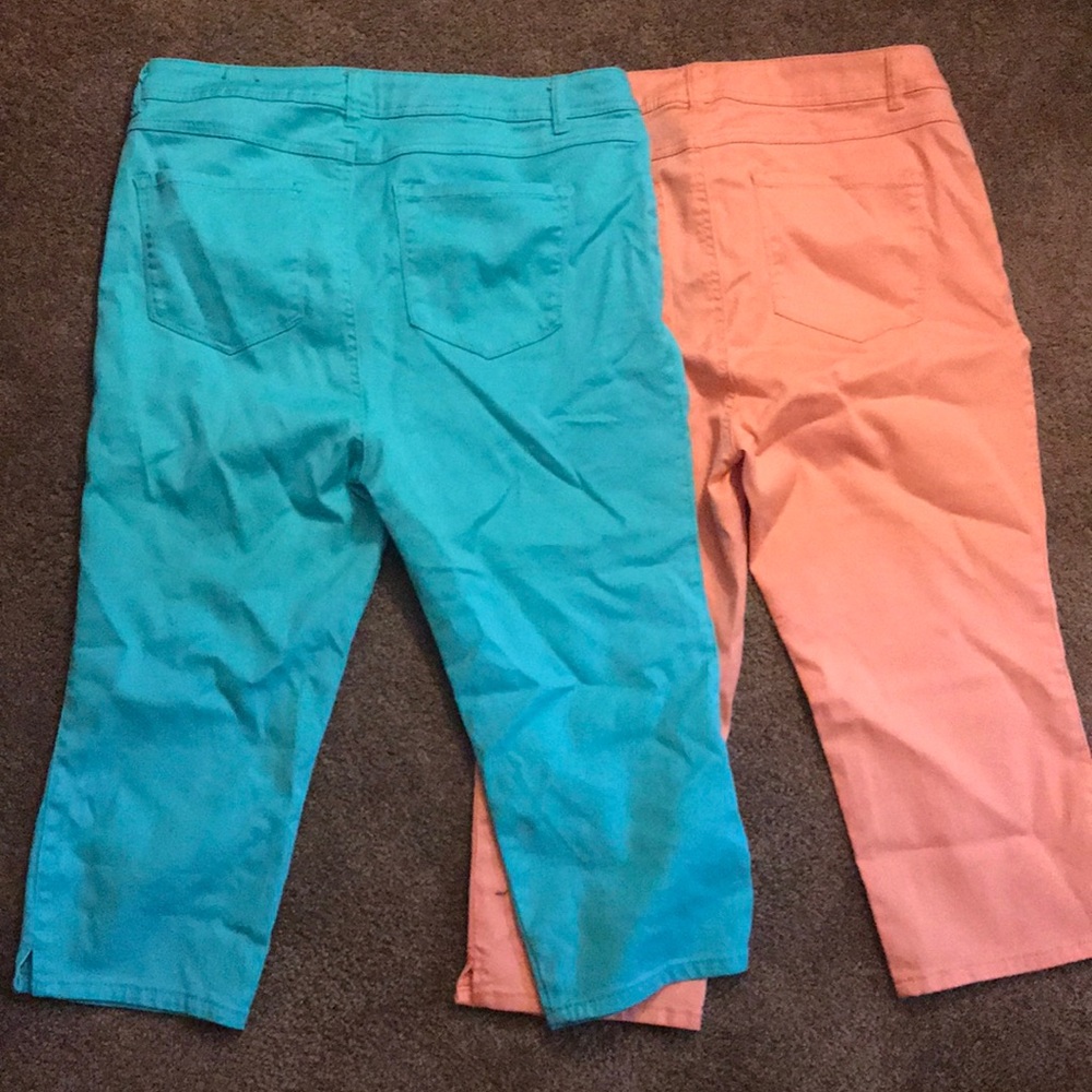 Colored capris. - Picture 2 of 3